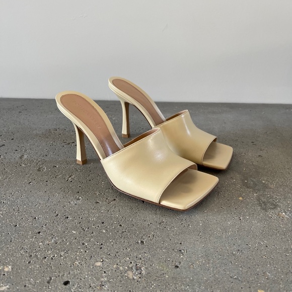 Bottega Veneta Shoes - BOTTEGA VENETA Beige Stretch Heeled Mules